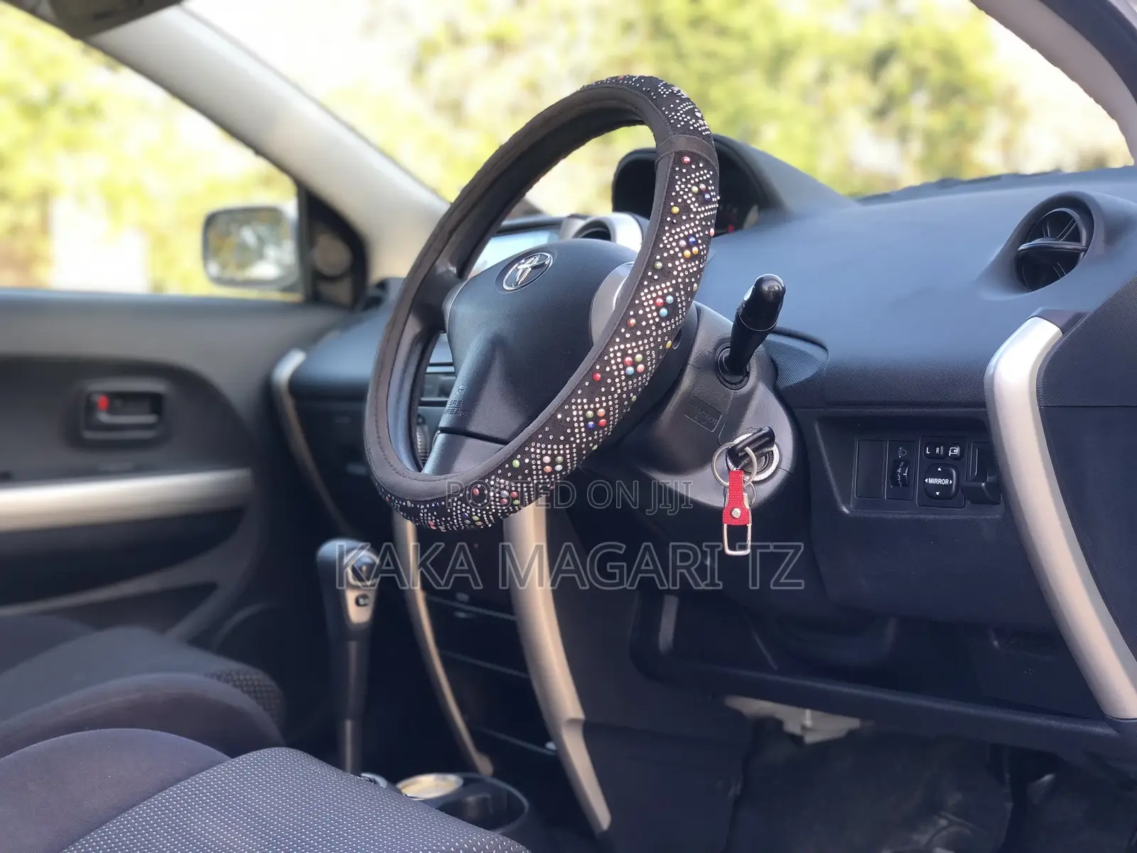 Toyota IST 2004 Silver