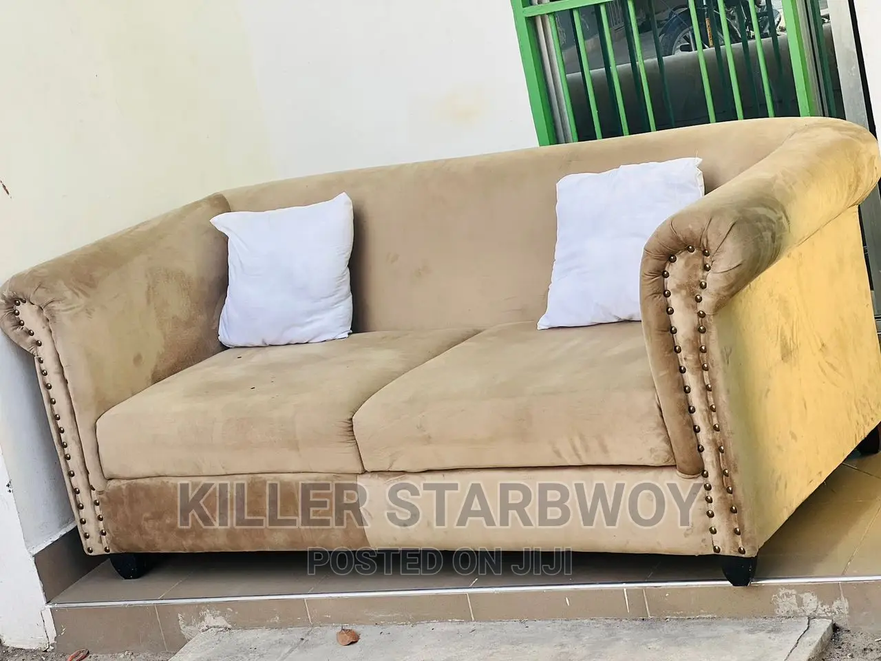 Sofa Mtu 2 Zuri Sana
