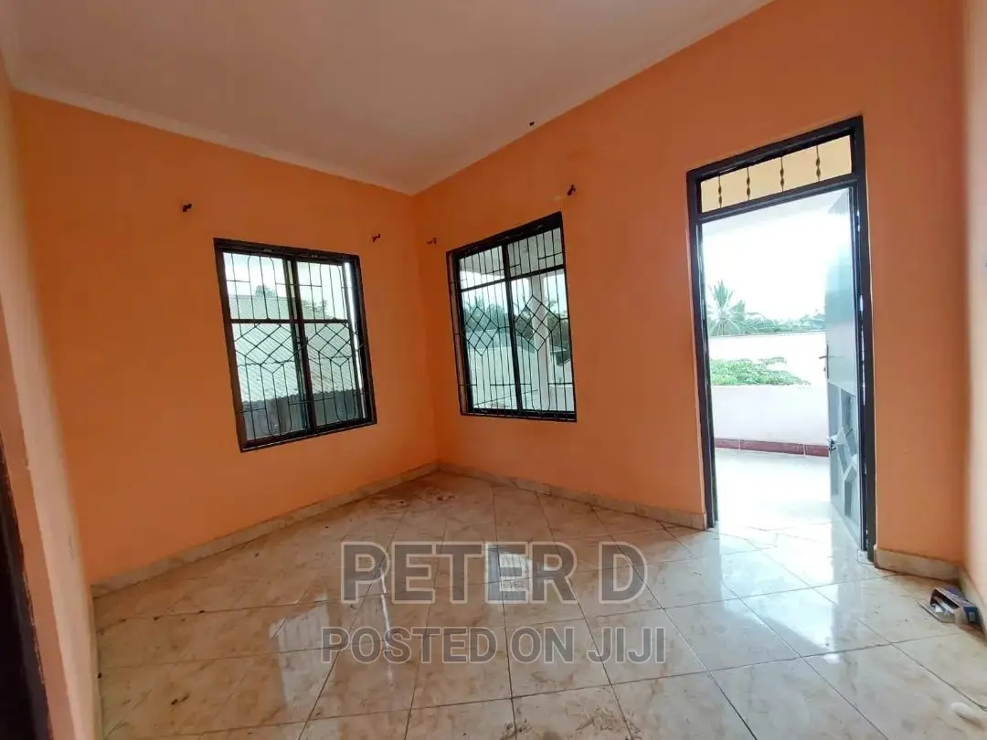 1bdrm Apartment in Kimara for rent