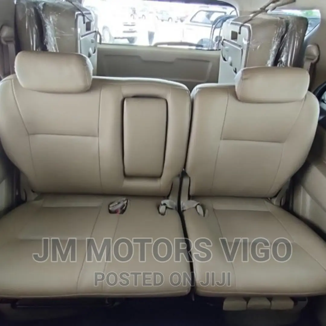 Toyota Fortuner 2013 Black