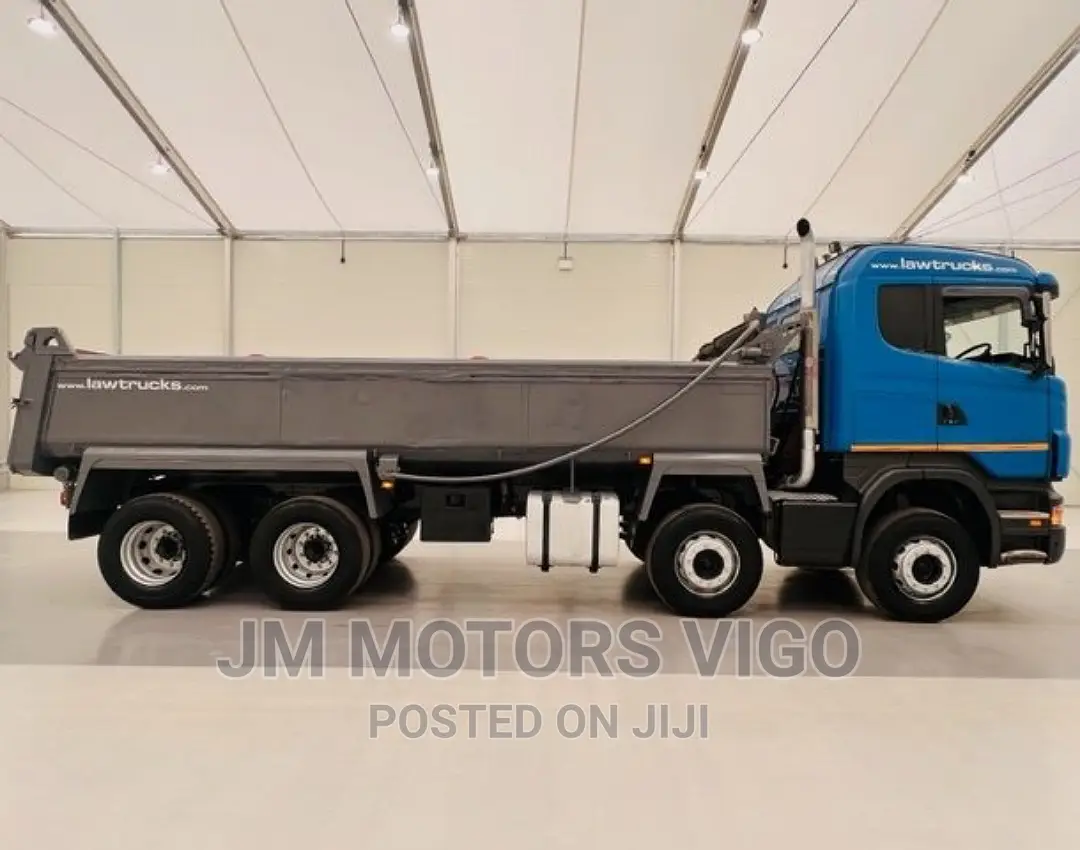 Scania R420 8×4 Tipper
