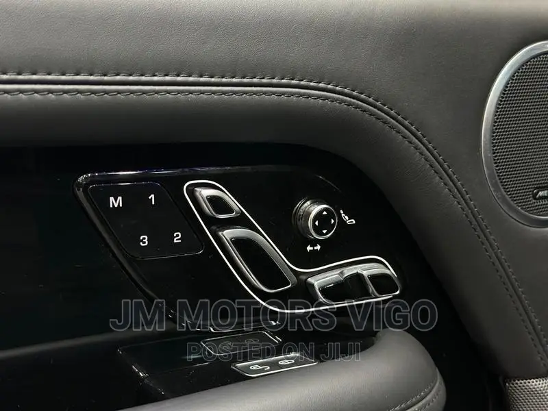 Land Rover Range Rover 2019 Burgundy