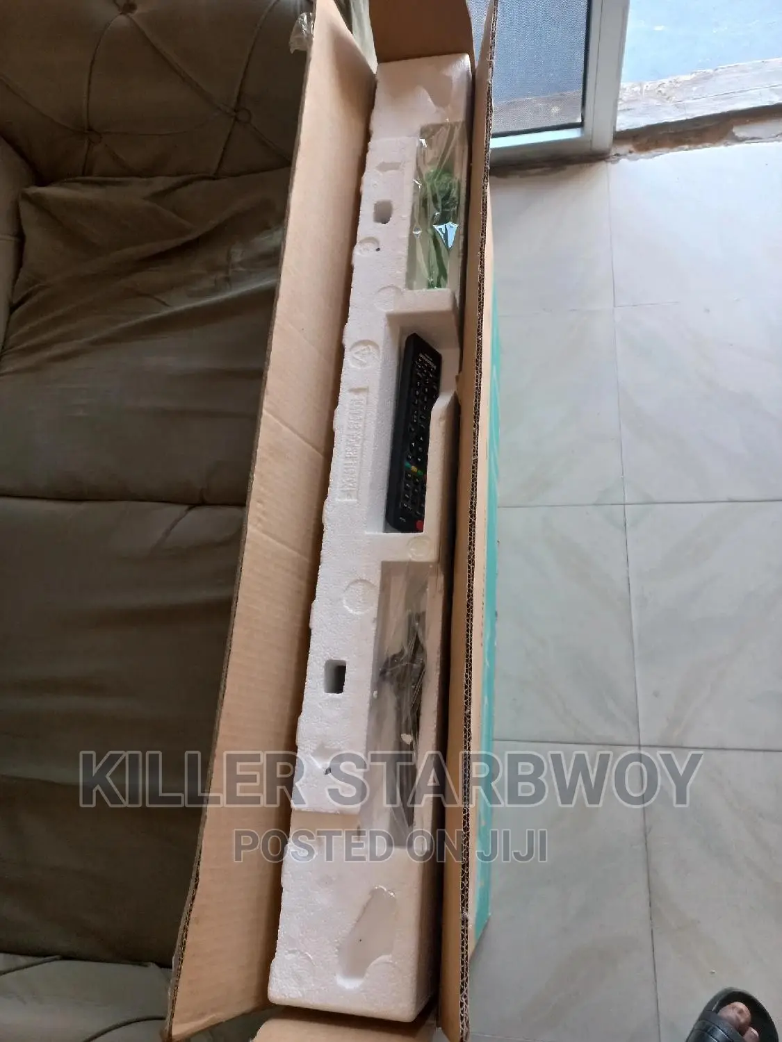 Hisense Inchi 40 LED Frameless