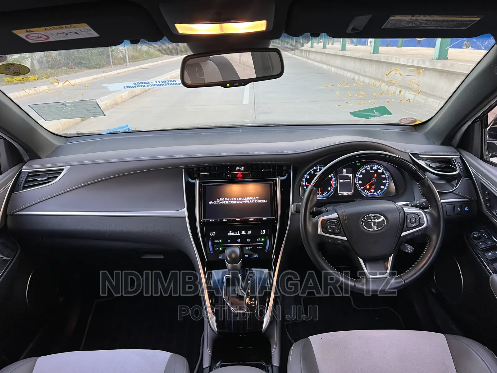Toyota Harrier 2.0 2016 Black