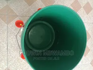 Drinkers Za Kuku (Vinyweshea Kuku Maji)
