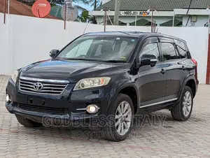 Toyota Vanguard 2012 Black