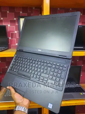 Laptop Dell Latitude 5580 8GB Intel Core I7 HDD 500GB