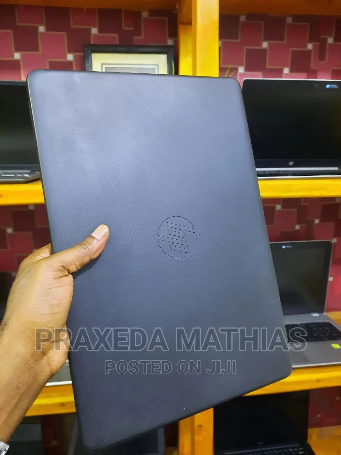 Laptop HP 15-Da2933nia 8GB Intel Core I7 HDD 512GB