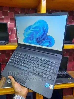 Laptop HP 15-Da2933nia 8GB Intel Core I7 HDD 512GB