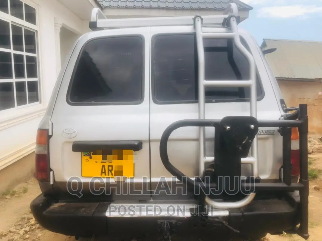 Toyota Land Cruiser 90 1997 Silver