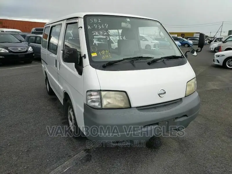 Nissan Vanette 2005 White
