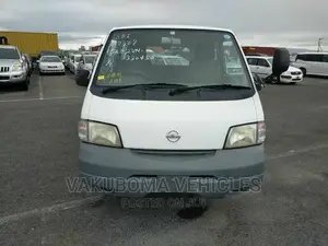 Nissan Vanette 2005 White