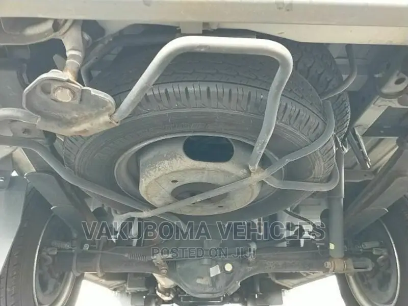 Nissan Vanette 2005 White
