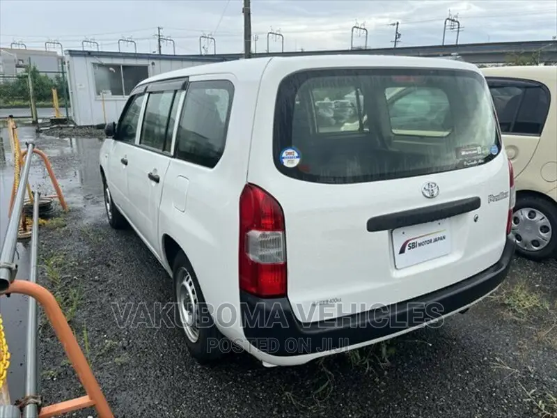 Toyota Probox 2015 White
