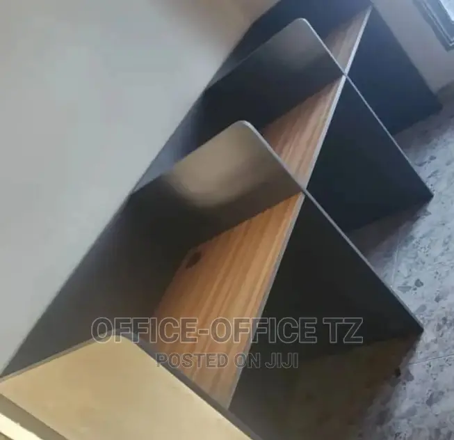 Workstation (3 Seaters)