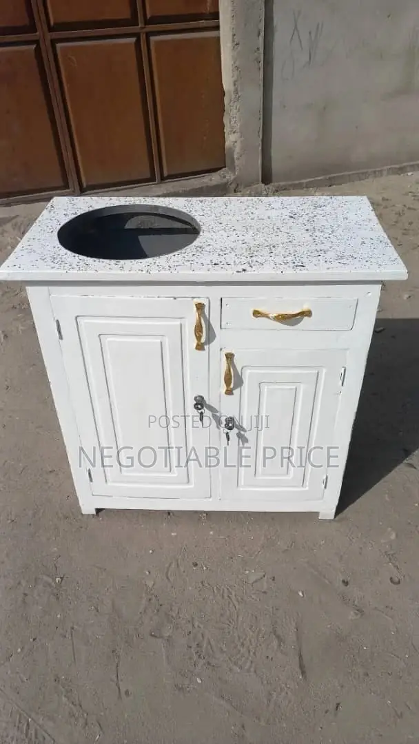 Kitchen Table Offer Free Delivery