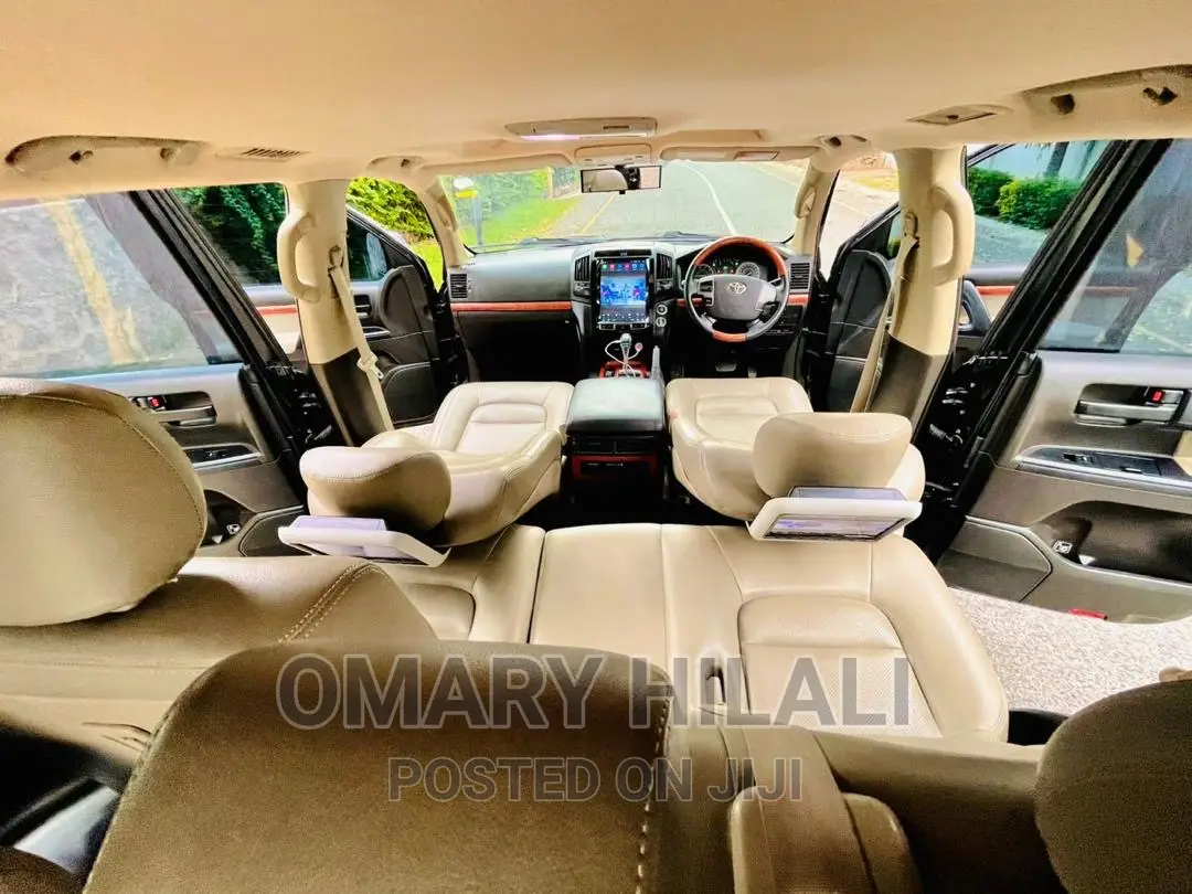 Toyota Land Cruiser 4.6 V8 GX 2010 Black