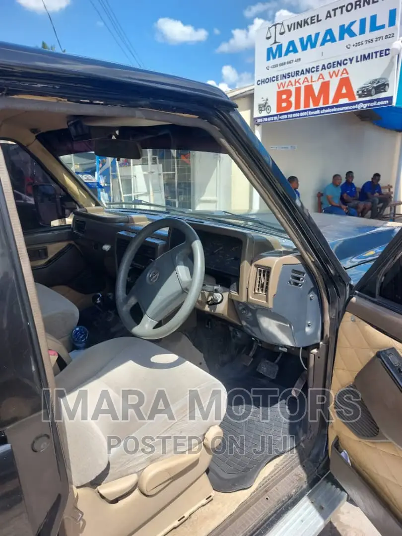 Nissan Patrol 1997 Black