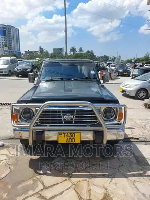 Nissan Patrol 1997 Black