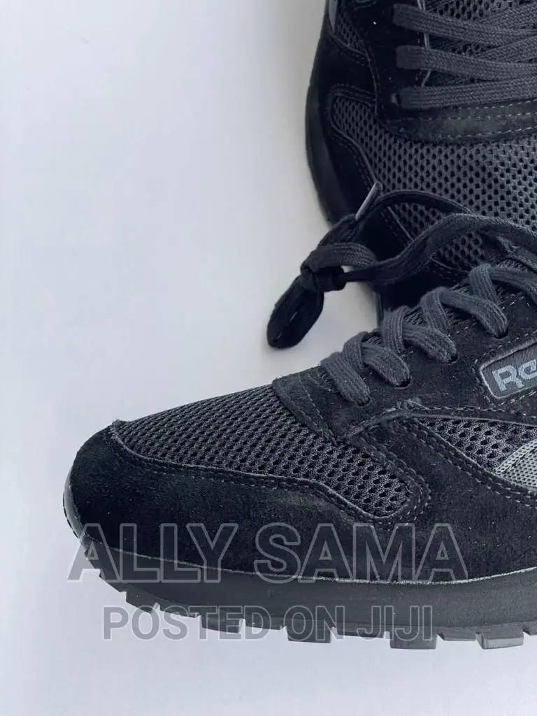 Reeboks Black Sneakers