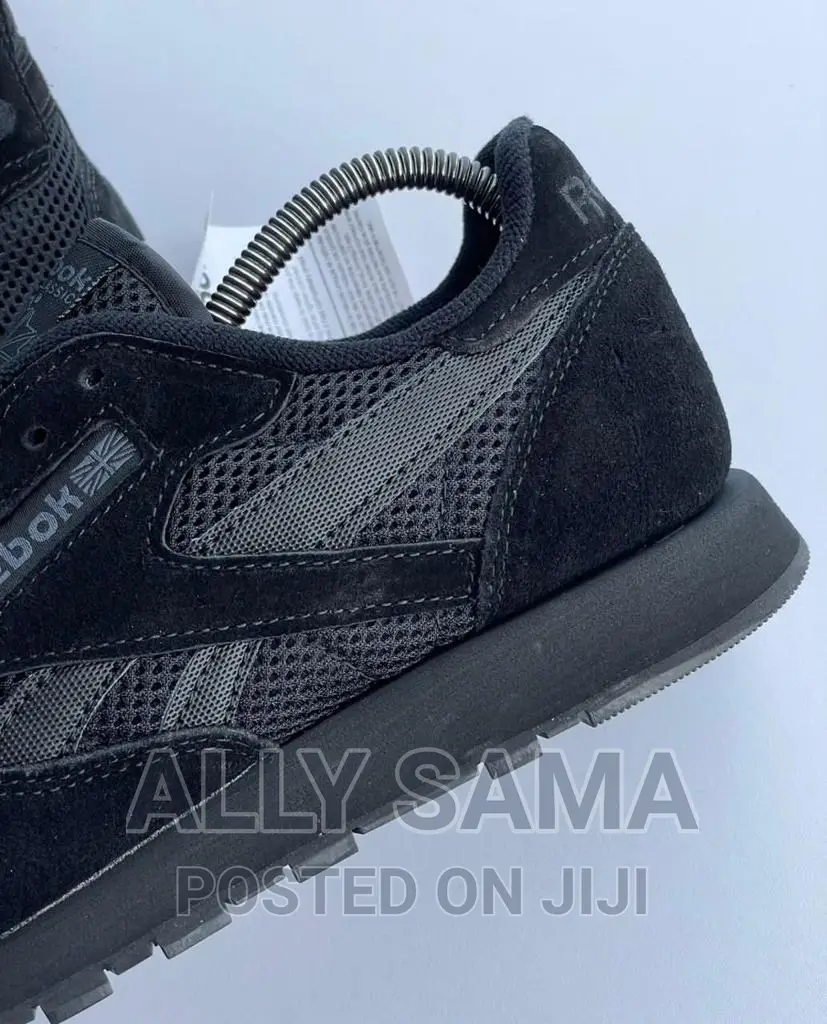 Reeboks Black Sneakers