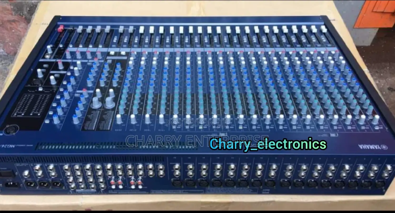 Original Yamaha Mixer (Mixer Kavu)Pre- Mixer24 Channel