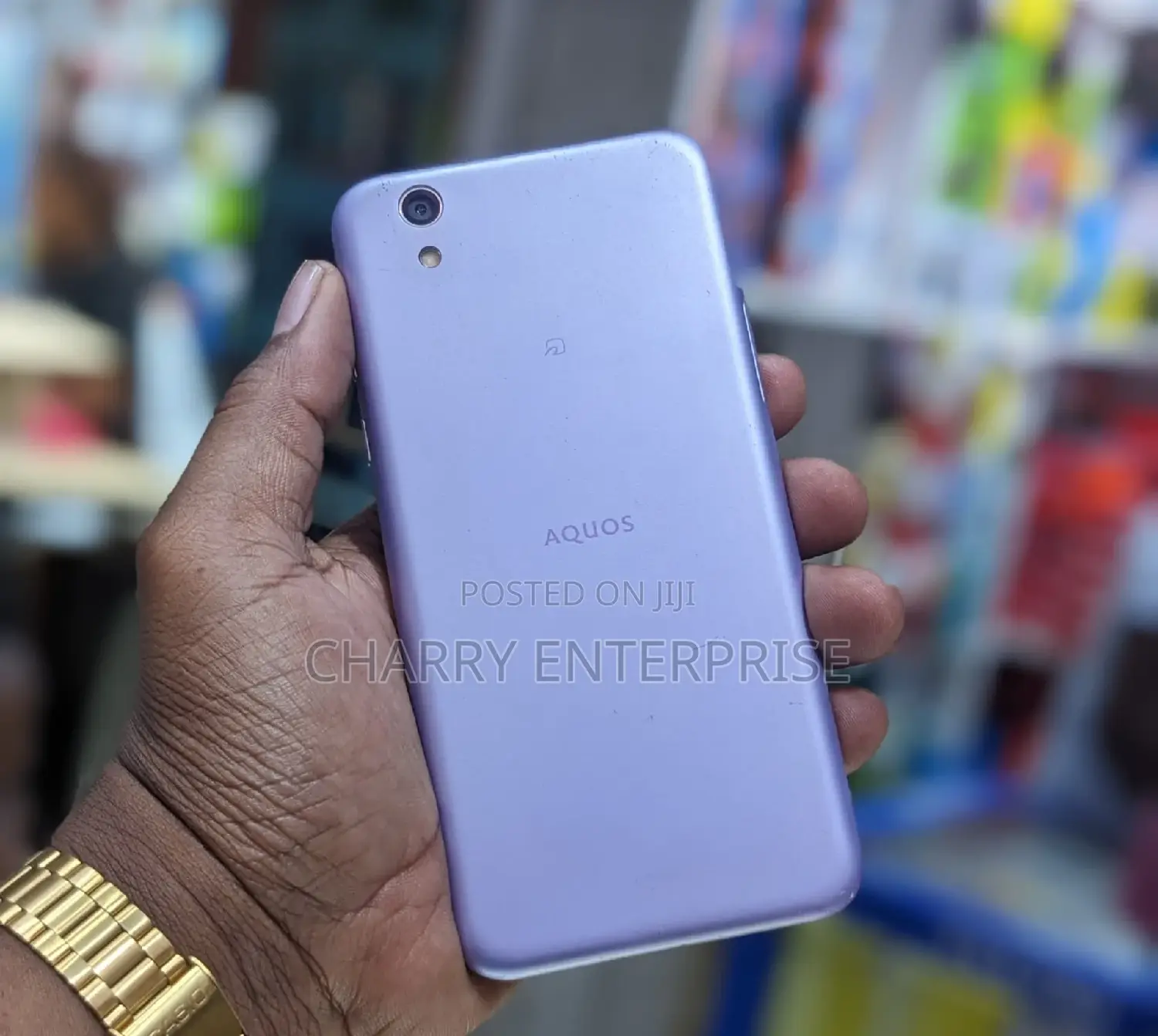 Sharp Aquos Sense SHV40 32 GB