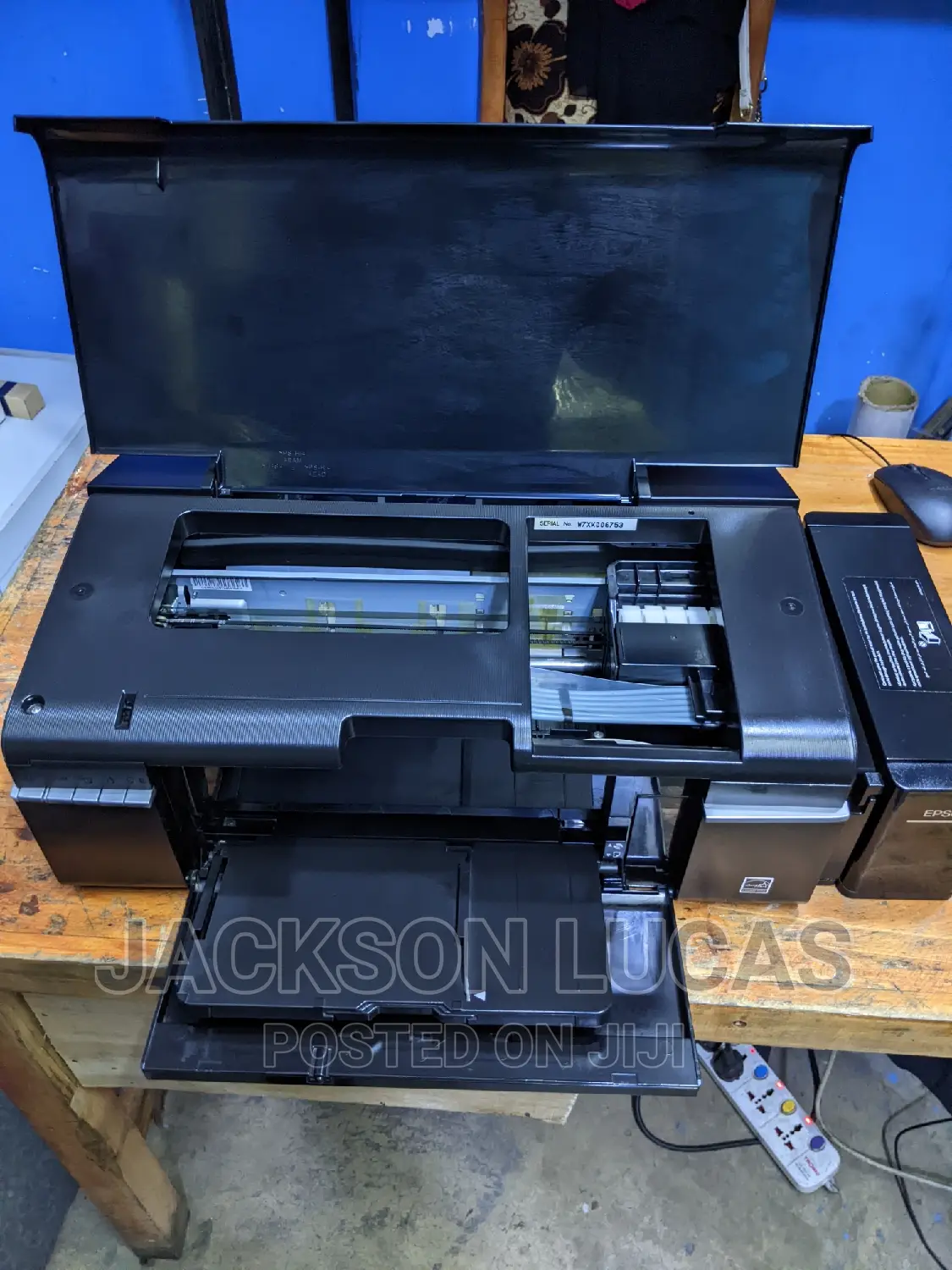 Epson L805
