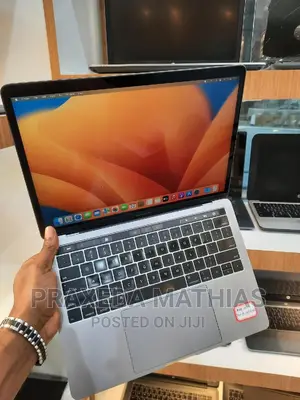 Laptop Apple MacBook Pro 2018 16GB Intel Core I5 SSD 512GB