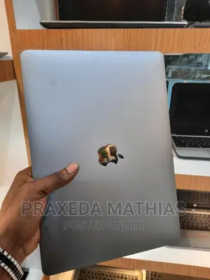 Laptop Apple MacBook Pro 2018 16GB Intel Core I5 SSD 512GB