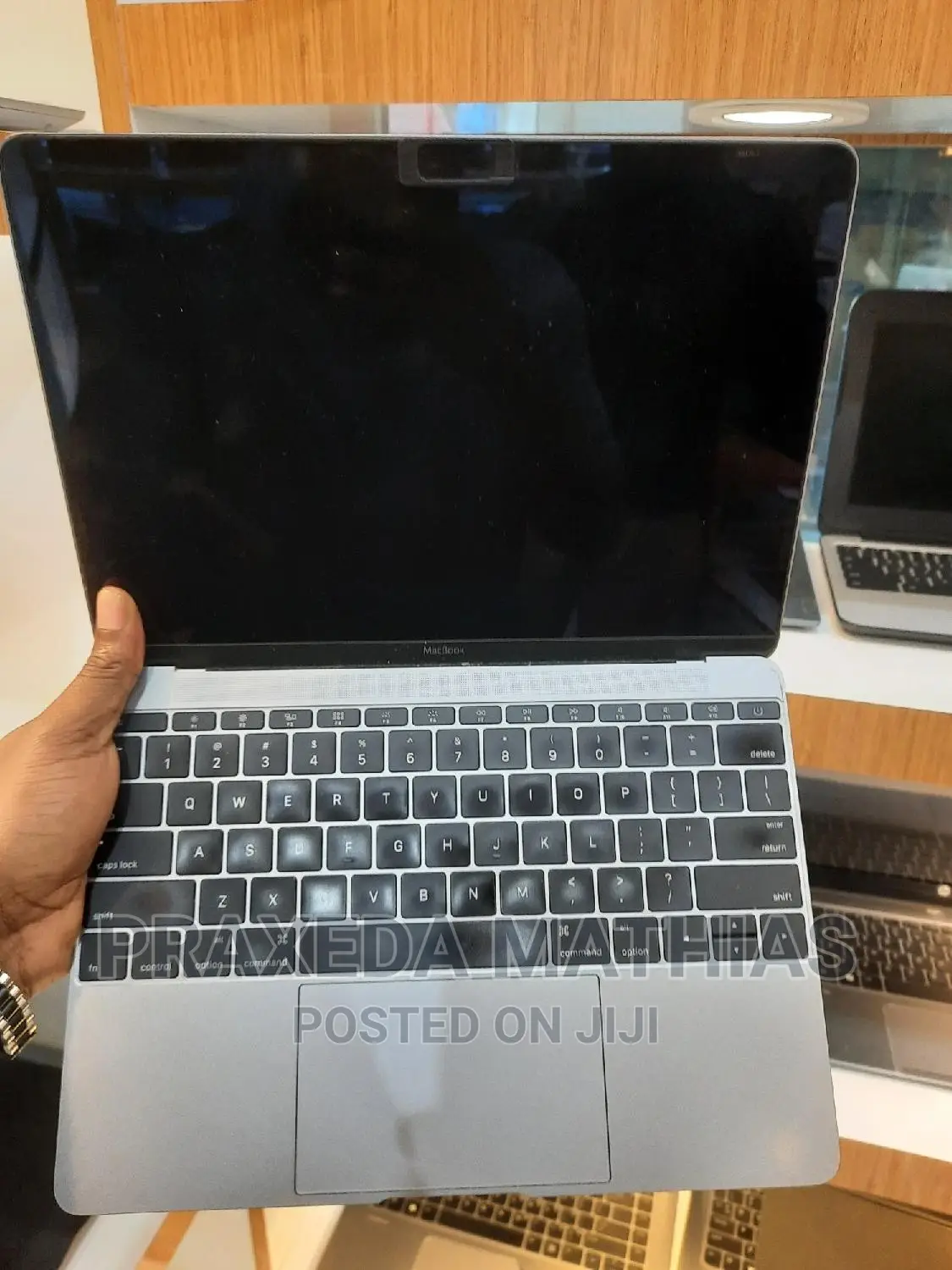 Laptop Apple MacBook 2017 8GB Intel Core M SSD 256GB