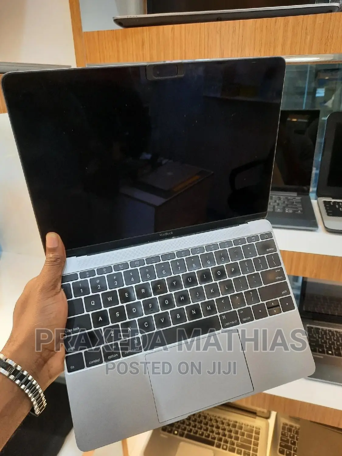 Laptop Apple MacBook 2017 8GB Intel Core M SSD 256GB