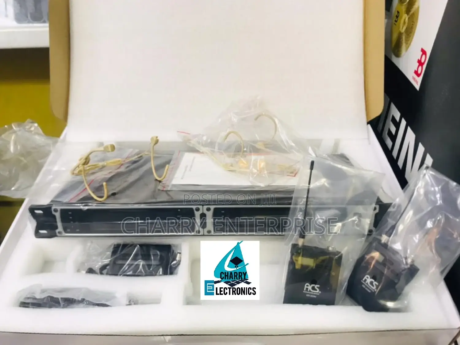ACS Wireless 2 Headset Microphone/ Mic With 4 Antena200m