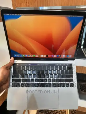 Laptop Apple MacBook Pro 2017 16GB Intel Core I7 SSD 512GB