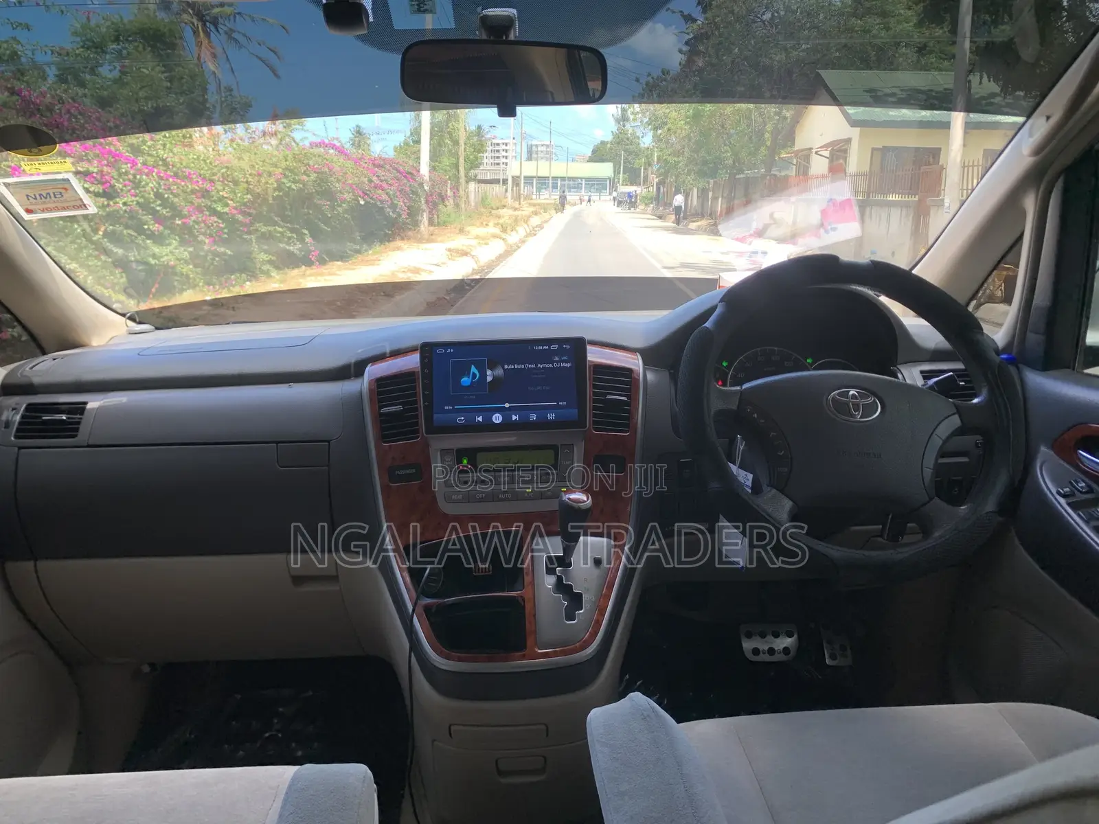 Alphard Rental Services Yakukodisha