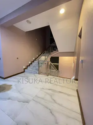 8bdrm House in Mbezi Beach for sale
