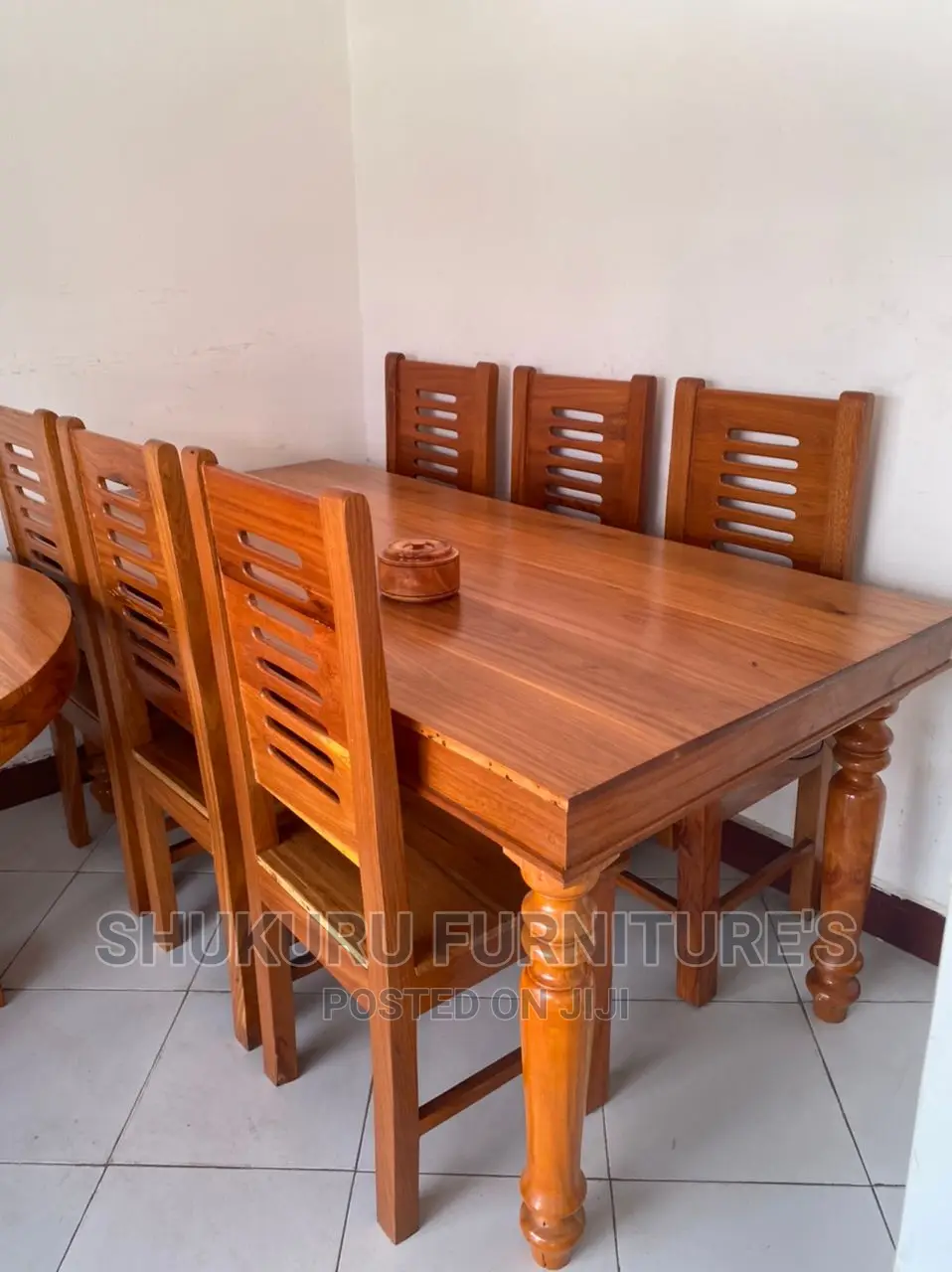Dinning Table