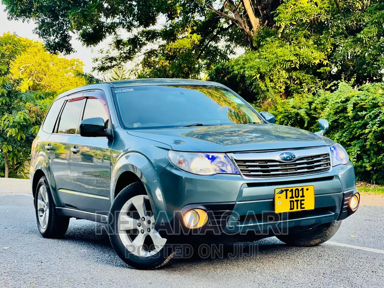 Subaru Forester 2010 Gray