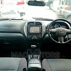 Toyota RAV4 1.8 2005 Blue