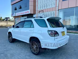 Toyota Harrier 2002 Pearl