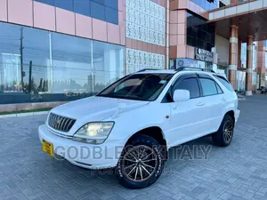 Toyota Harrier 2002 Pearl