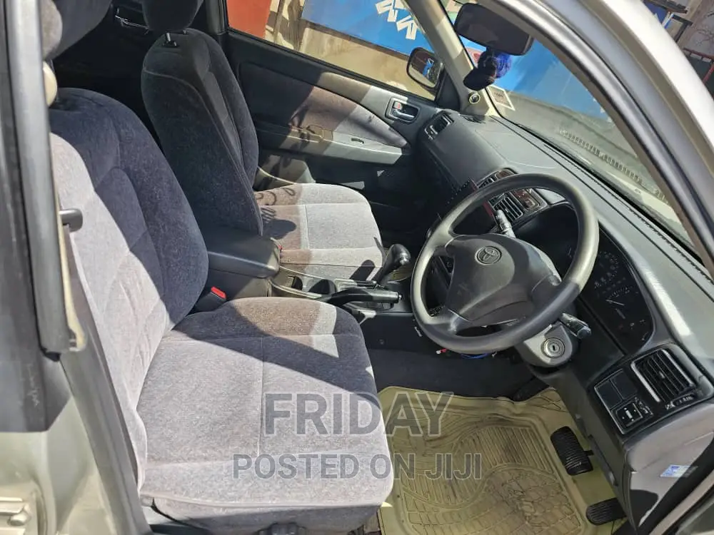Toyota Corolla RunX 1.5 X FWD 2004 Silver