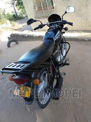 Bajaj Boxer 150 UG 2021 Black