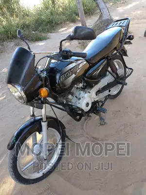 Bajaj Boxer 150 UG 2021 Black