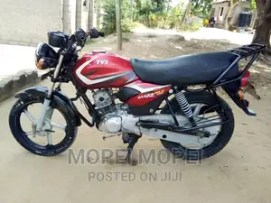 TVS HLX 125 2021 Red