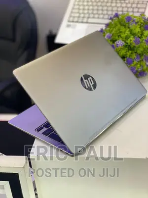 New Laptop HP EliteBook Folio G1 8GB Intel Core I5 SSD 256GB