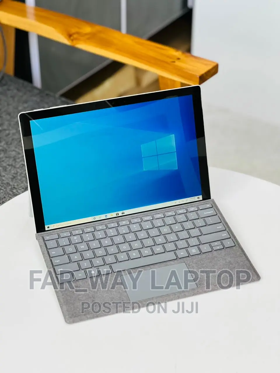 New Laptop Microsoft Surface Pro 16GB Intel Core I7 SSD 512GB