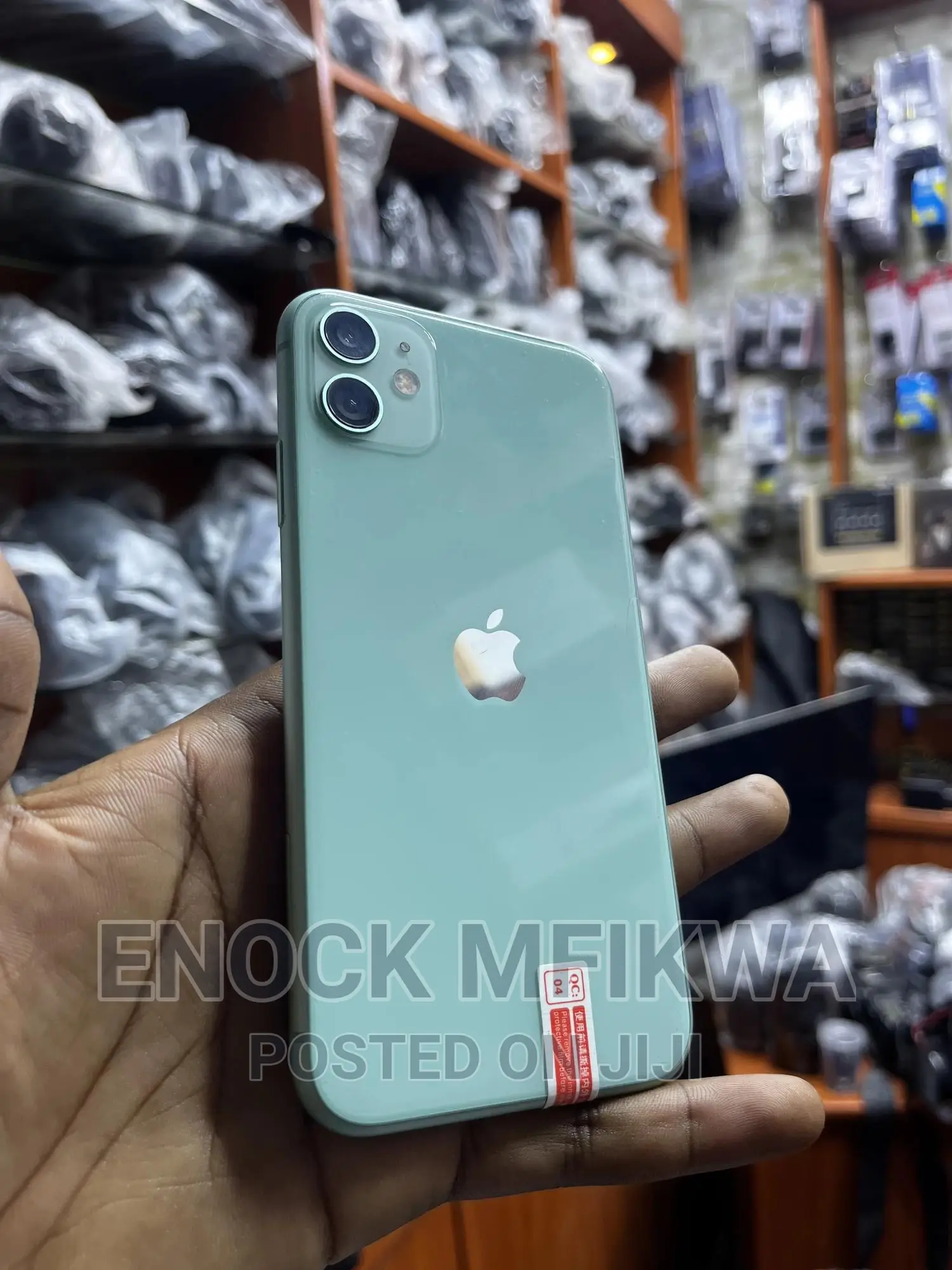 New Apple iPhone 11 64 GB Green