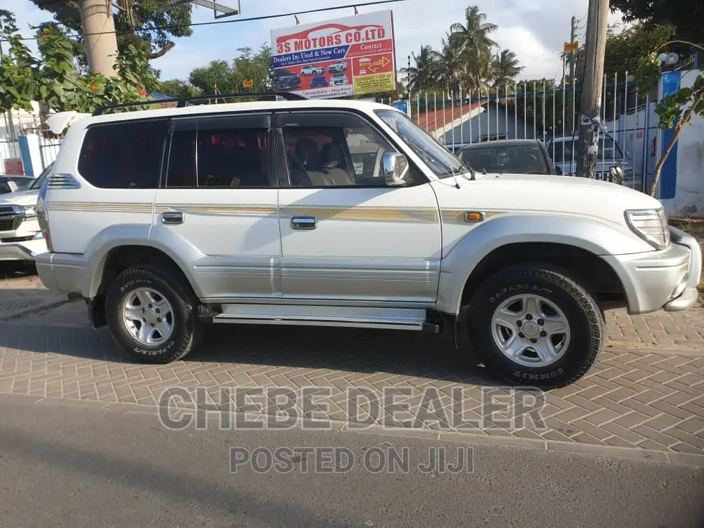 Toyota Land Cruiser Prado 2.7 3dr 2004 White