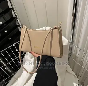 Quality Handbags/Pochi